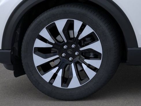 New 2026 Ford Explorer Platinum AWD/4WD image 22