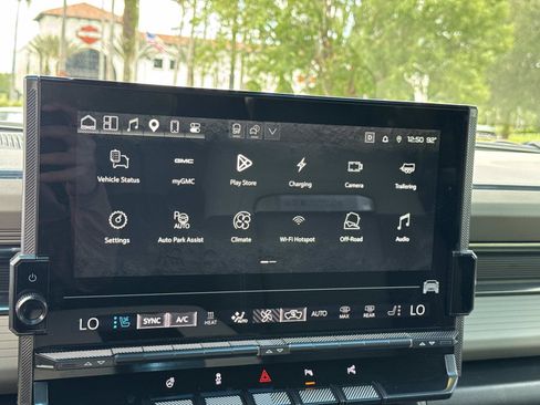 Used 2026 GMC Hummer EV SUV AWD/4WD image 20
