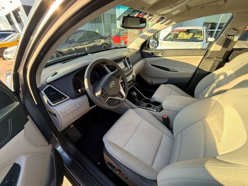 Used 2017 Hyundai Tucson SE image 4
