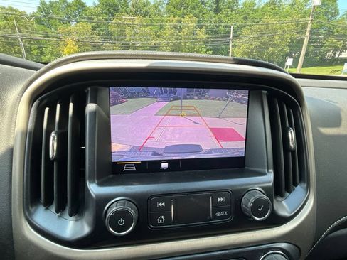 Used 2022 GMC Canyon Denali AWD/4WD image 8