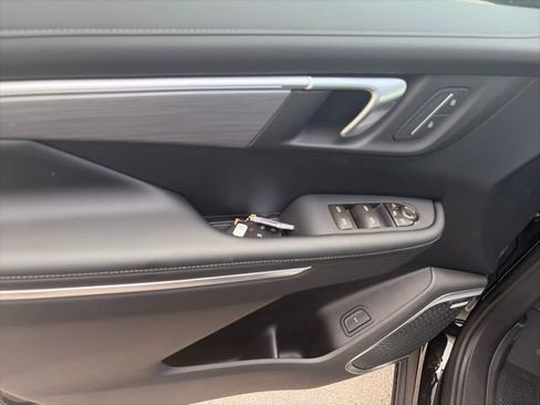 New 2026 Buick Enclave Preferred w/ LPO, Floor Liner Package AWD/4WD image 17