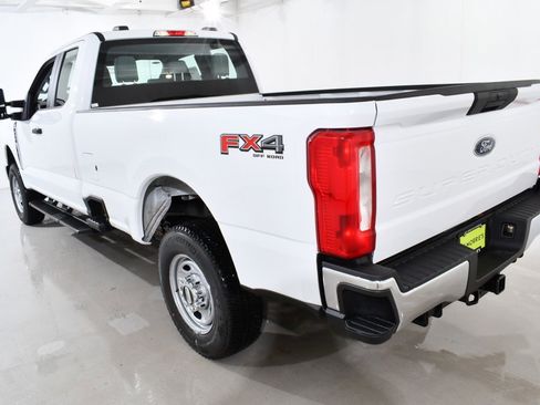 New 2026 Ford F350 XLT w/ FX4 Off-Road Package image 15