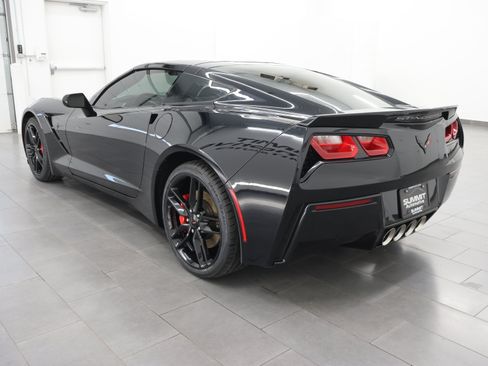 Used 2016 Chevrolet Corvette Stingray Coupe w/ Carbon Flash Badge Package RWD image 7