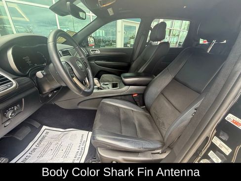 Certified 2022 Jeep Grand Cherokee Laredo X image 11