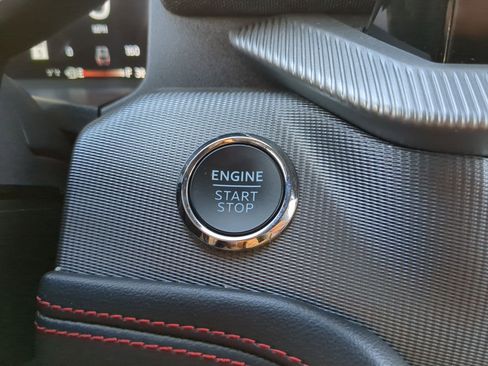 Used 2025 Ford Explorer ST-Line w/ ST-Line Street Pack image 21