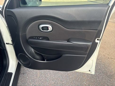 Used 2017 Kia Soul + w/ Designer's Package image 23