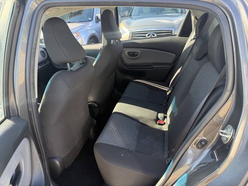 Used 2016 Toyota Yaris L FWD image 7