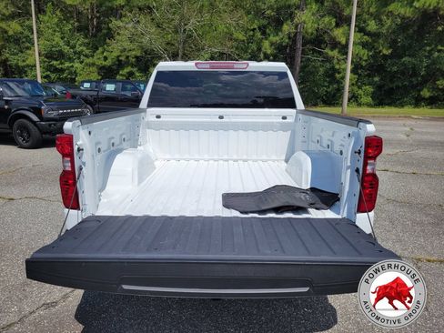 Used 2023 Chevrolet Silverado 1500 LT AWD/4WD image 13