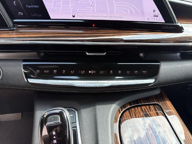Certified 2022 Cadillac Escalade Premium Luxury AWD/4WD image 34