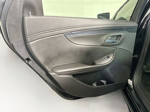 Used 2019 Chevrolet Impala Premier image 26
