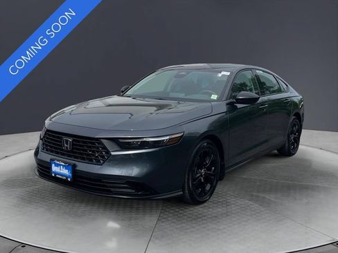 Used 2025 Honda Accord SE image 7