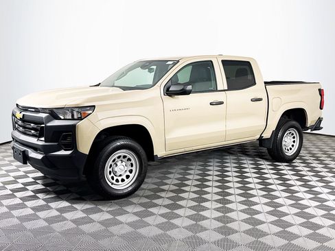 Used 2023 Chevrolet Colorado W/T image 4