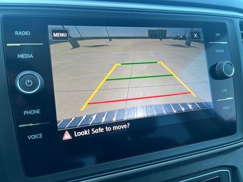 Used 2020 Volkswagen Atlas SE w/ Panoramic Sunroof Package FWD image 26