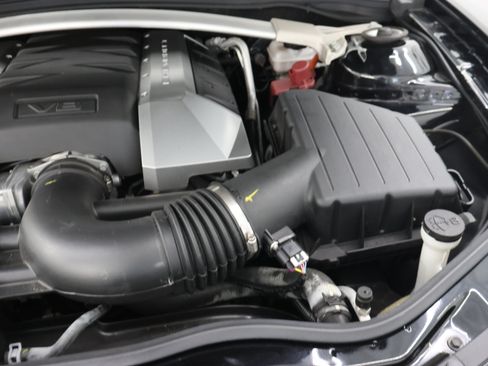 Used 2014 Chevrolet Camaro SS w/ RS Package RWD image 17