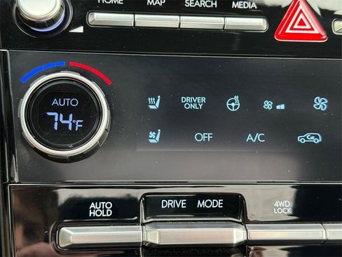 Used 2025 Hyundai Santa Fe Calligraphy image 21