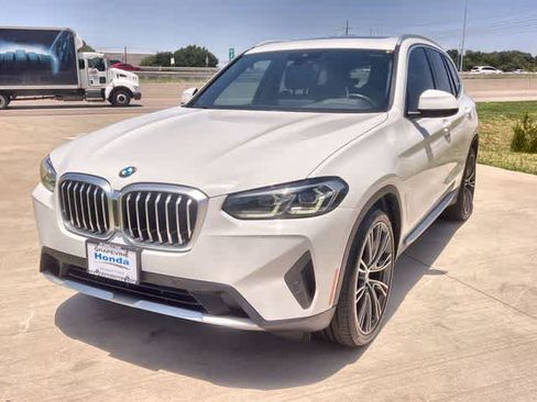 Used 2022 BMW X3 sDrive30i w/ Premium Package 2 RWD image 2