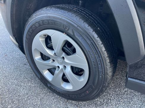 Used 2022 Toyota RAV4 LE image 43