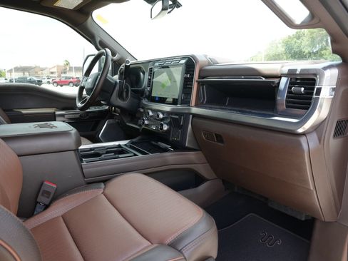 Used 2024 Ford F250 King Ranch w/ Chrome Package AWD/4WD image 26