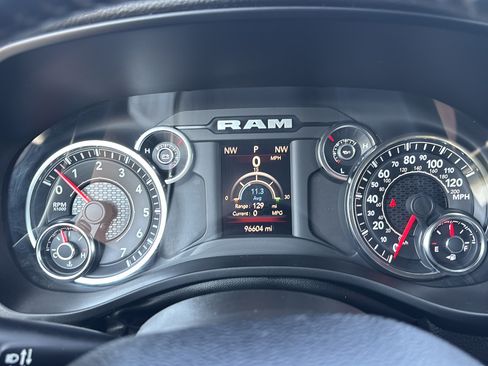 Certified 2023 RAM 1500 Big Horn AWD/4WD image 23