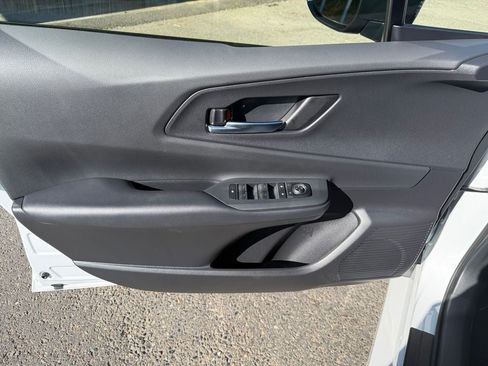 Used 2026 Toyota Prius Plug-In Hybrid FWD image 20