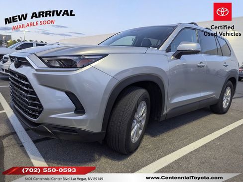 Certified 2024 Toyota Grand Highlander AWD image 1
