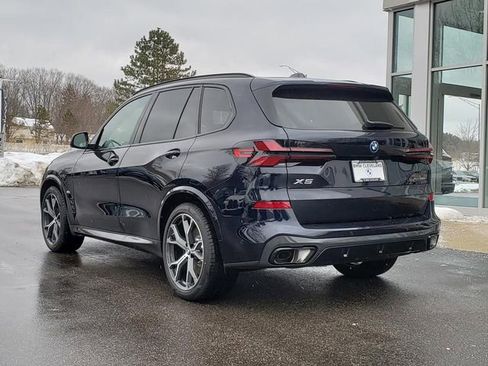 New 2026 BMW X5 xDrive50e image 9
