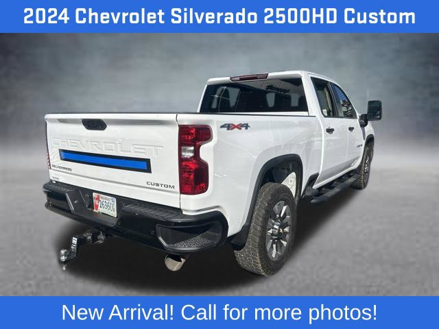 Used 2024 Chevrolet Silverado 2500 Custom w/ Custom Value Package AWD/4WD image 3