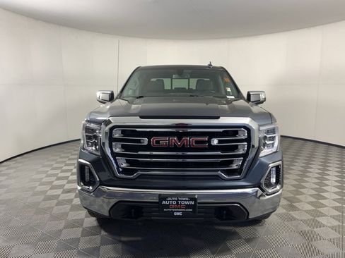 Used 2022 GMC Sierra 1500 SLT w/ SLT Premium Package image 4