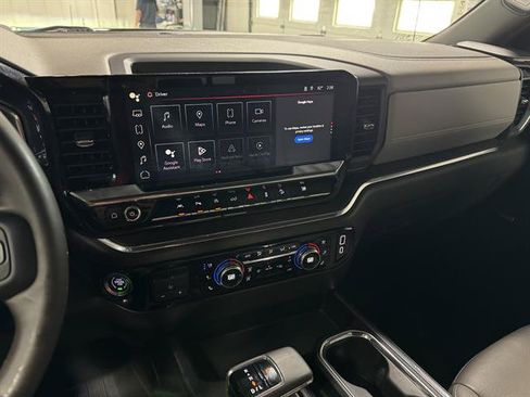 Certified 2023 GMC Sierra 1500 SLT w/ SLT Premium Plus Package AWD/4WD image 19