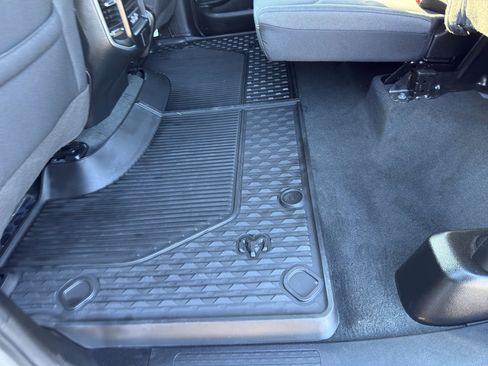 Used 2024 RAM 1500 Big Horn AWD/4WD image 35