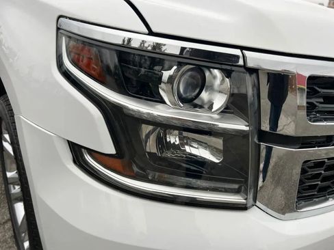 Used 2019 Chevrolet Suburban LT image 32