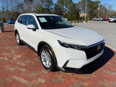 Certified 2024 Honda CR-V EX image 3