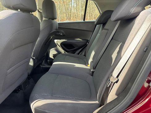 Used 2016 Chevrolet Trax LS image 10