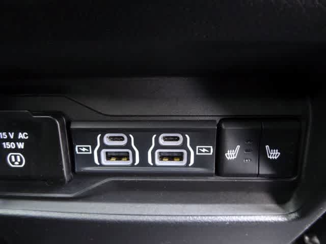Used 2023 Jeep Grand Cherokee Limited w/ Black Appearance Package AWD/4WD image 13