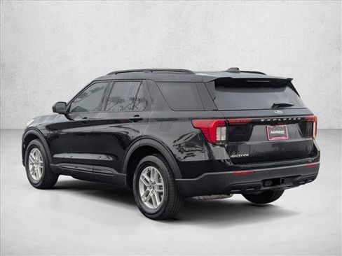New 2026 Ford Explorer Active image 8