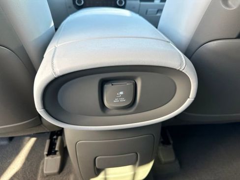 New 2026 Hyundai Palisade Limited image 17