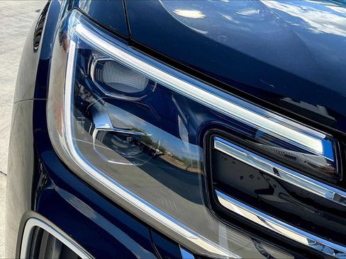 New 2026 Volkswagen Atlas SE image 13