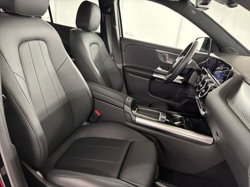 Certified 2025 Mercedes-Benz GLA 250 image 31