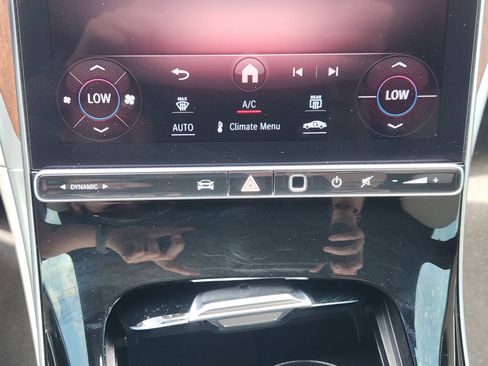 Used 2023 Mercedes-Benz C 300 4MATIC Sedan image 20