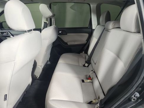 Used 2014 Subaru Forester 2.5i Premium w/ All-Weather Package image 23