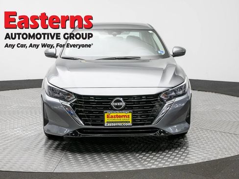 Used 2024 Nissan Sentra S FWD image 2