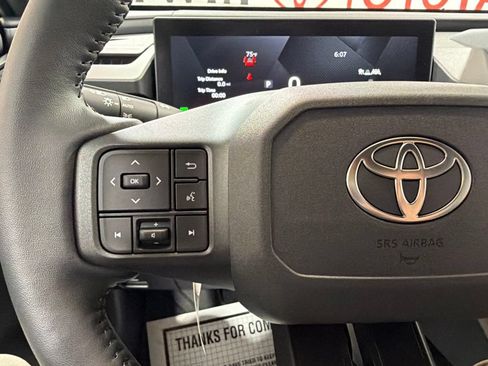 Used 2026 Toyota RAV4 SE w/ Weather Package AWD/4WD image 26