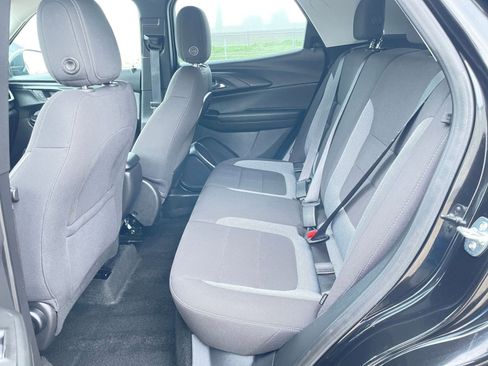 Used 2025 Chevrolet TrailBlazer LT image 25
