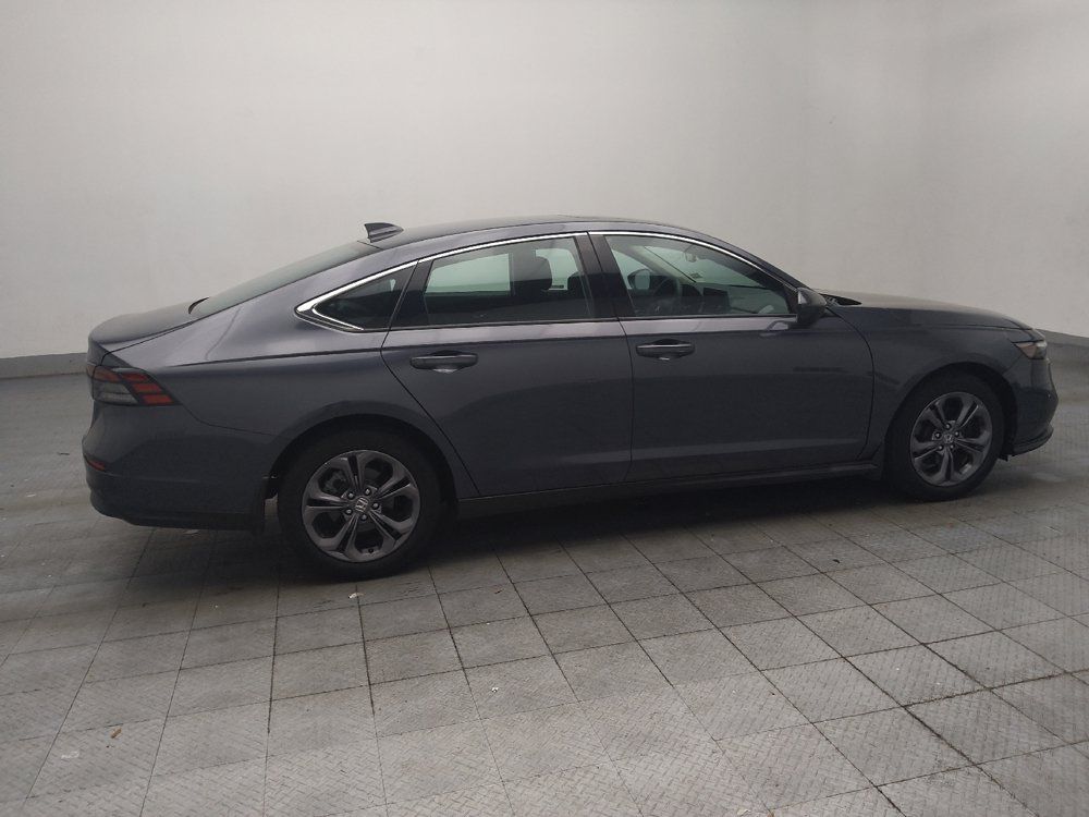 Used 2023 Honda Accord EX image 10