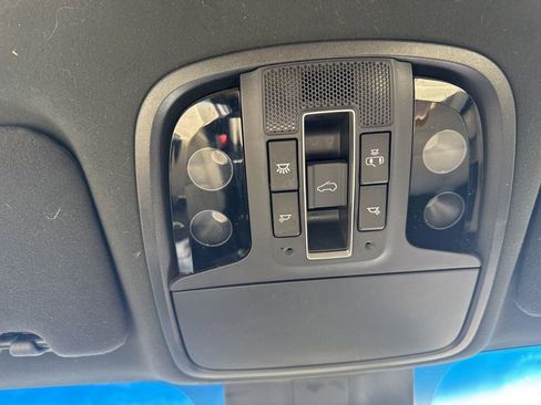 Used 2016 Kia Sorento SX w/ SXL Technology Package image 27