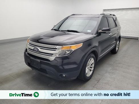 Used 2015 Ford Explorer XLT w/ Equipment Group 202A image 1