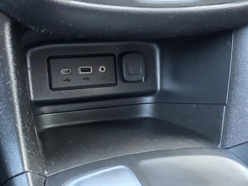 Used 2019 Chevrolet Equinox LT w/ LPO, Hit The Road Package image 19