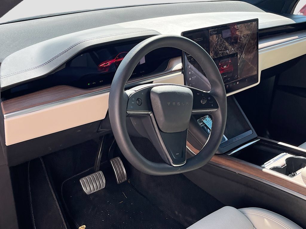 Used 2023 Tesla Model X AWD/4WD image 10
