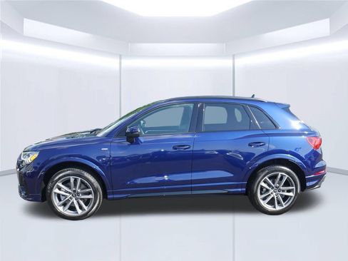 Certified 2023 Audi Q3 2.0T Premium Plus w/ Premium Plus Package AWD/4WD image 2