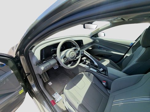 New 2026 Hyundai Elantra Sport FWD image 7